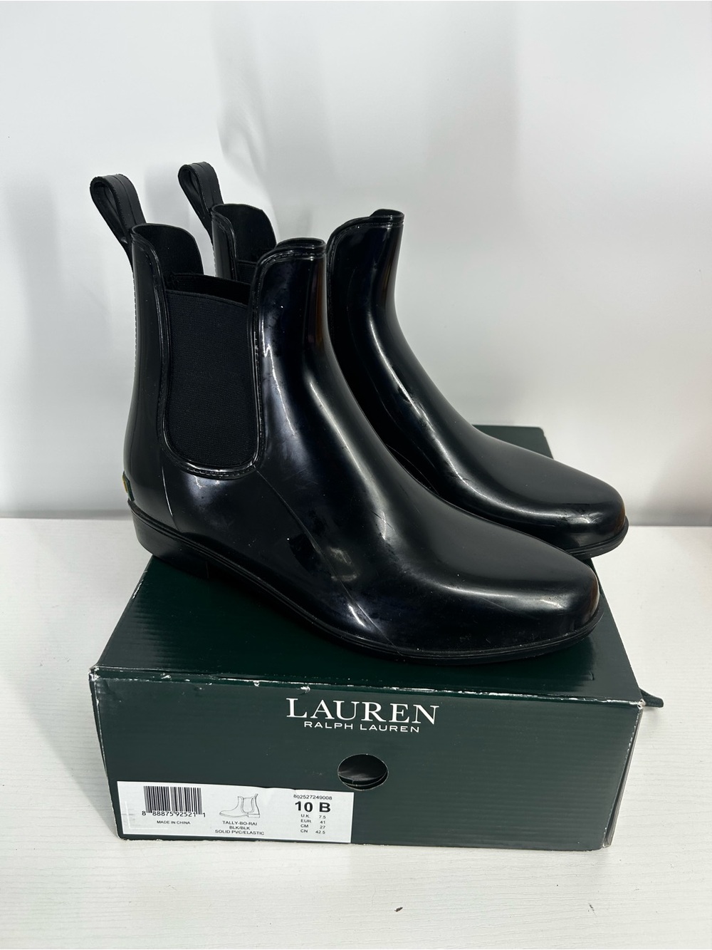 Lauren Ralph Lauren Rain Boots Womens 10 B Black Tally-Bo-Rai Chelsea Pull W/box